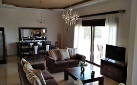 Kos Villa - Family Comfort With Large Garden, Jacuzzi
