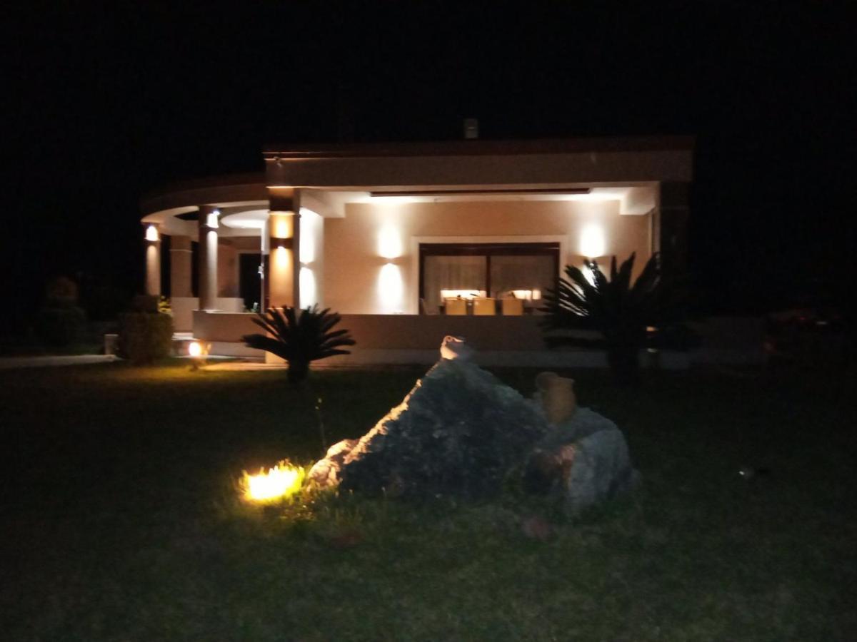 Kos Villa - Family Comfort With Large Garden, Jacuzzi Esterno foto