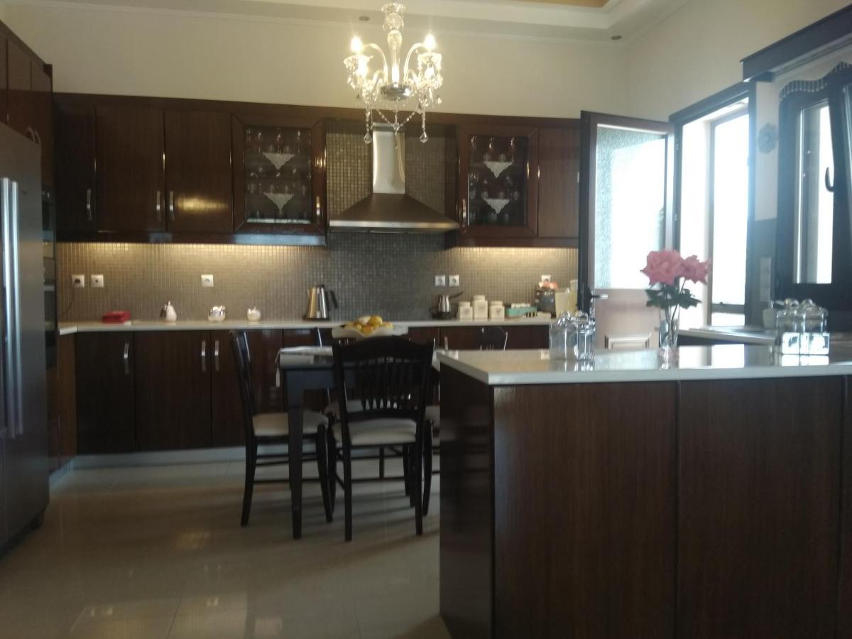 Kos Villa - Family Comfort With Large Garden, Jacuzzi Esterno foto