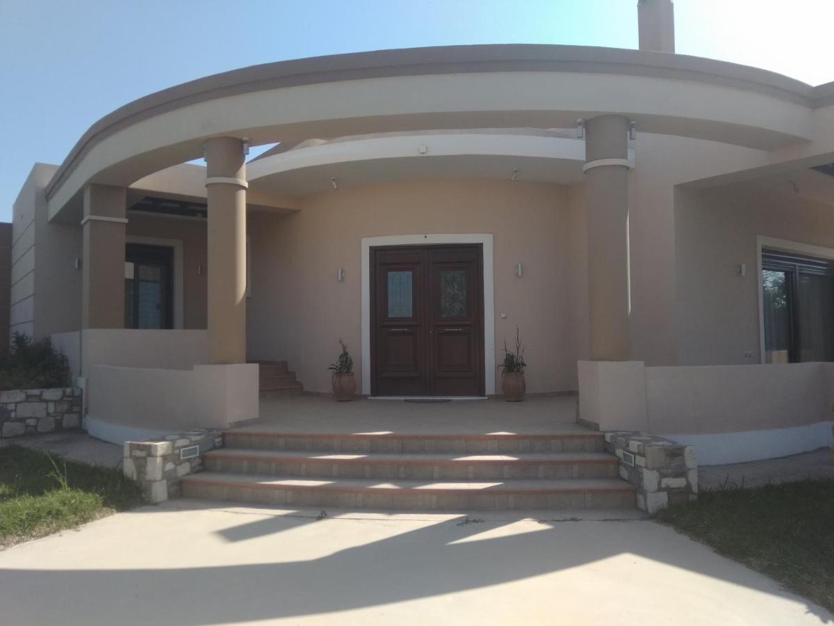 Kos Villa - Family Comfort With Large Garden, Jacuzzi Esterno foto